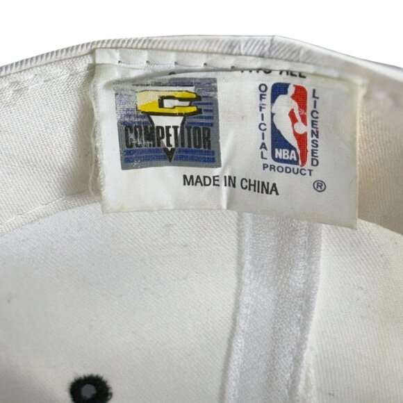Vintage 90s Vancouver Grizzlies NBA Licensed Snapback Hat By Competitor - Picture 6 of 7